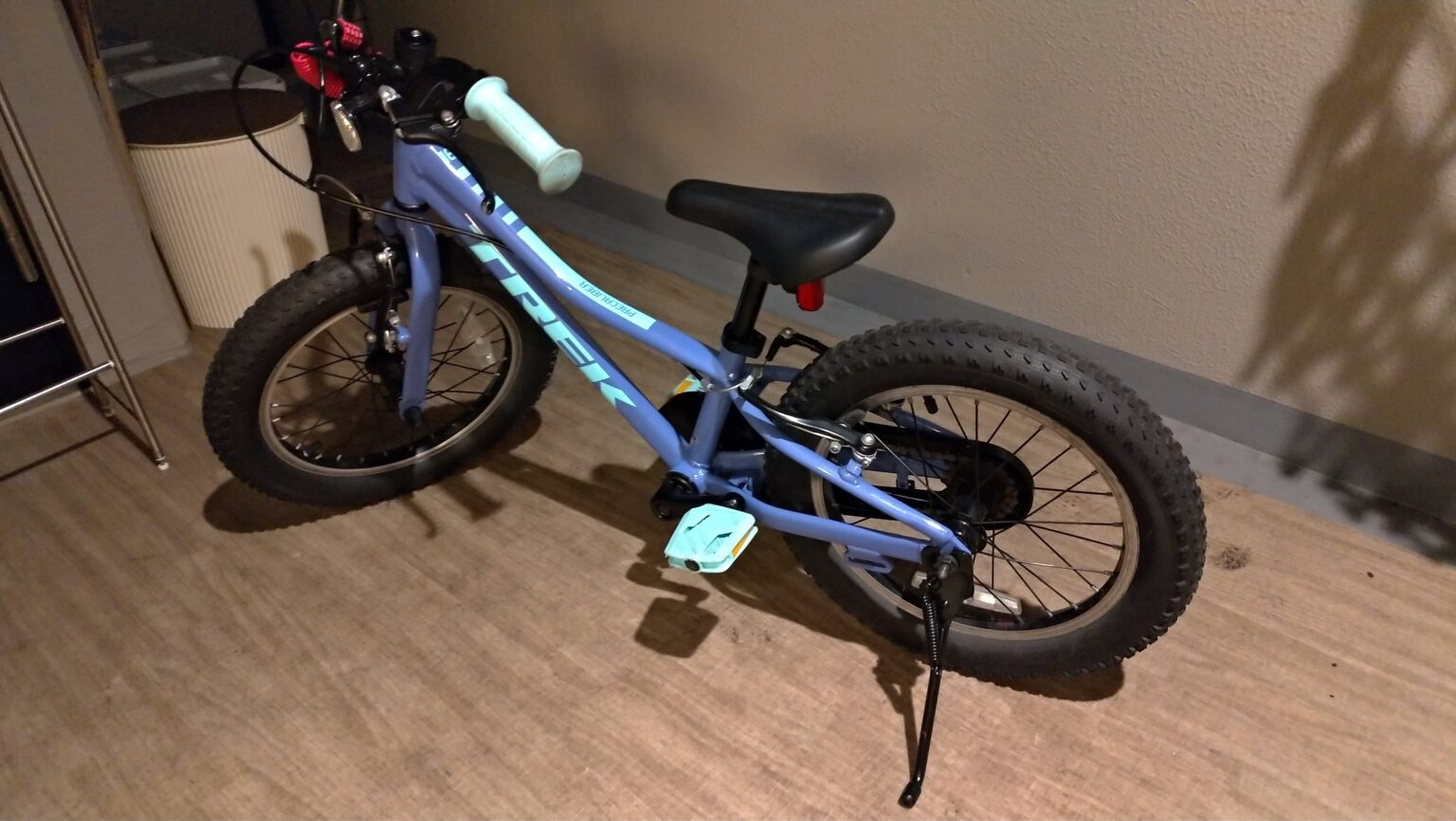 子供 用 自転車 チェーン 緩み